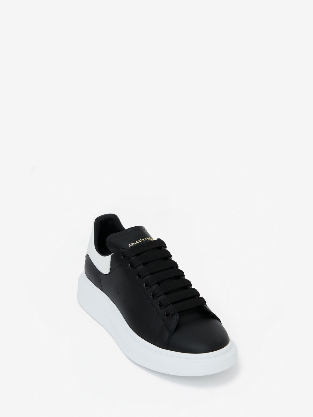 Oversized-Sneakers